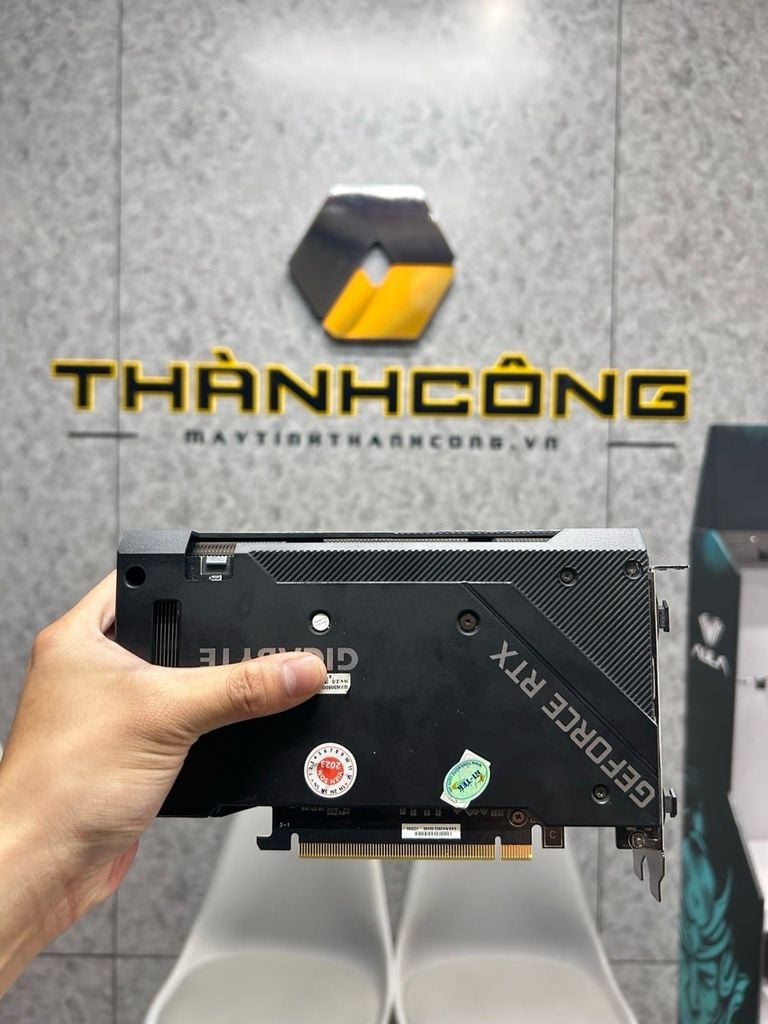 Card màn hình GIGABYTE GeForce RTX 3060 GAMING OC 8G USED BH 12/2026