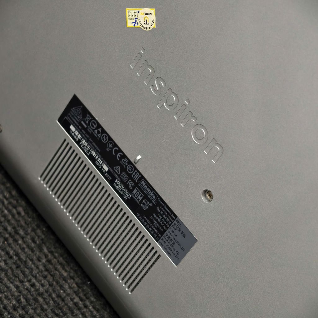 Dell Inspiron 5570 ( i5-8250U, RAM 8G, SSD 128G, HDD 500G, Intel UHD 620, màn 15.6″ Full HD )