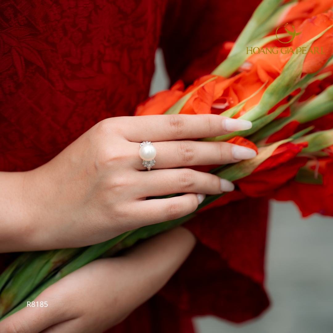 NHẪN NGỌC TRAI R8185