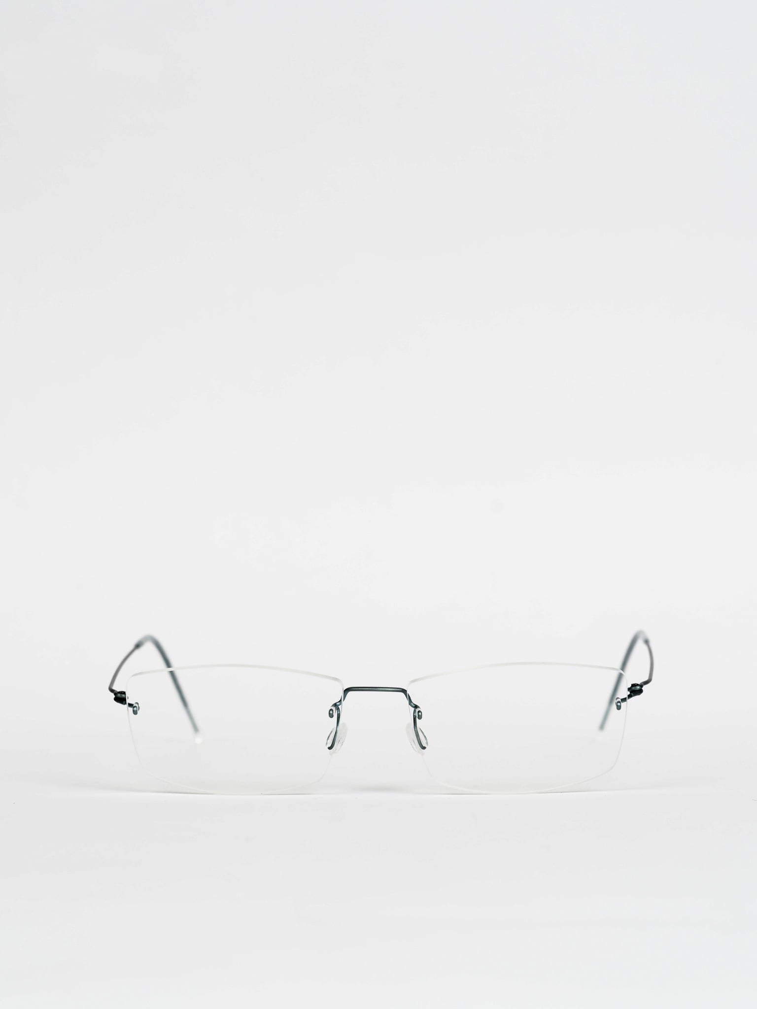 SPIRIT TITANIUM/2564 BASIC/col 25