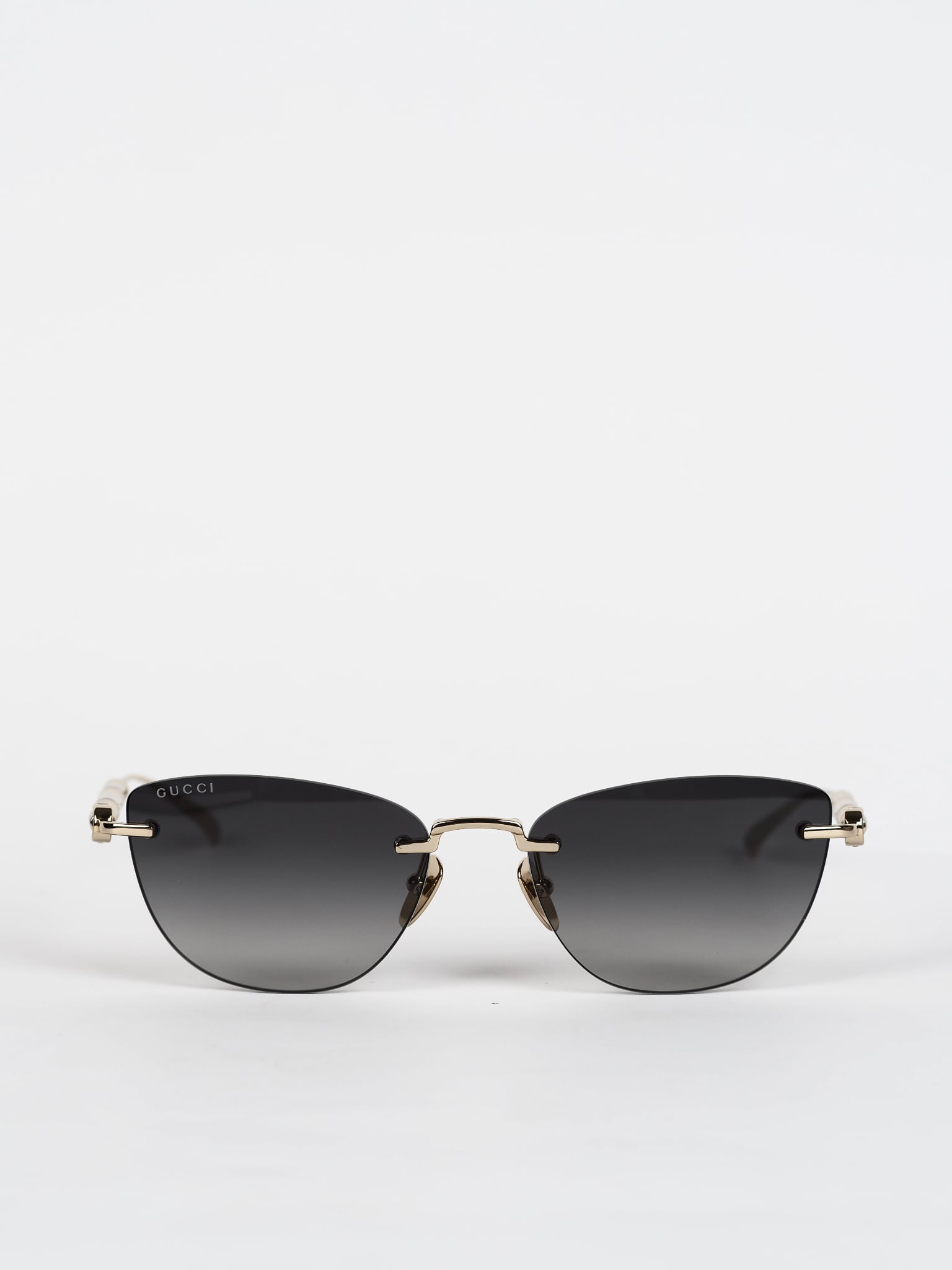 GG2063S 001