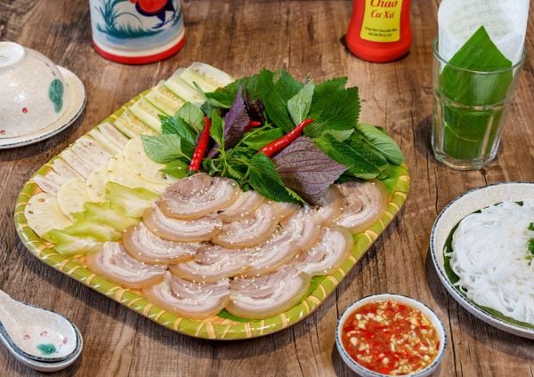  Bò Tơ Tây Ninh Hấp Mè Cuốn Bánh Tráng 