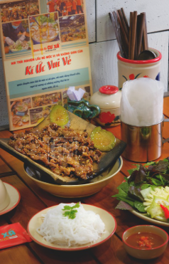  Cổ Bò Nướng Ngói Cuốn Rau Rừng 