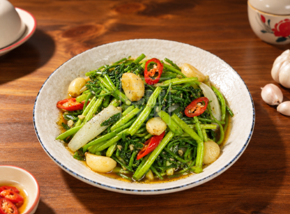  Cần Nước Xào Tỏi 