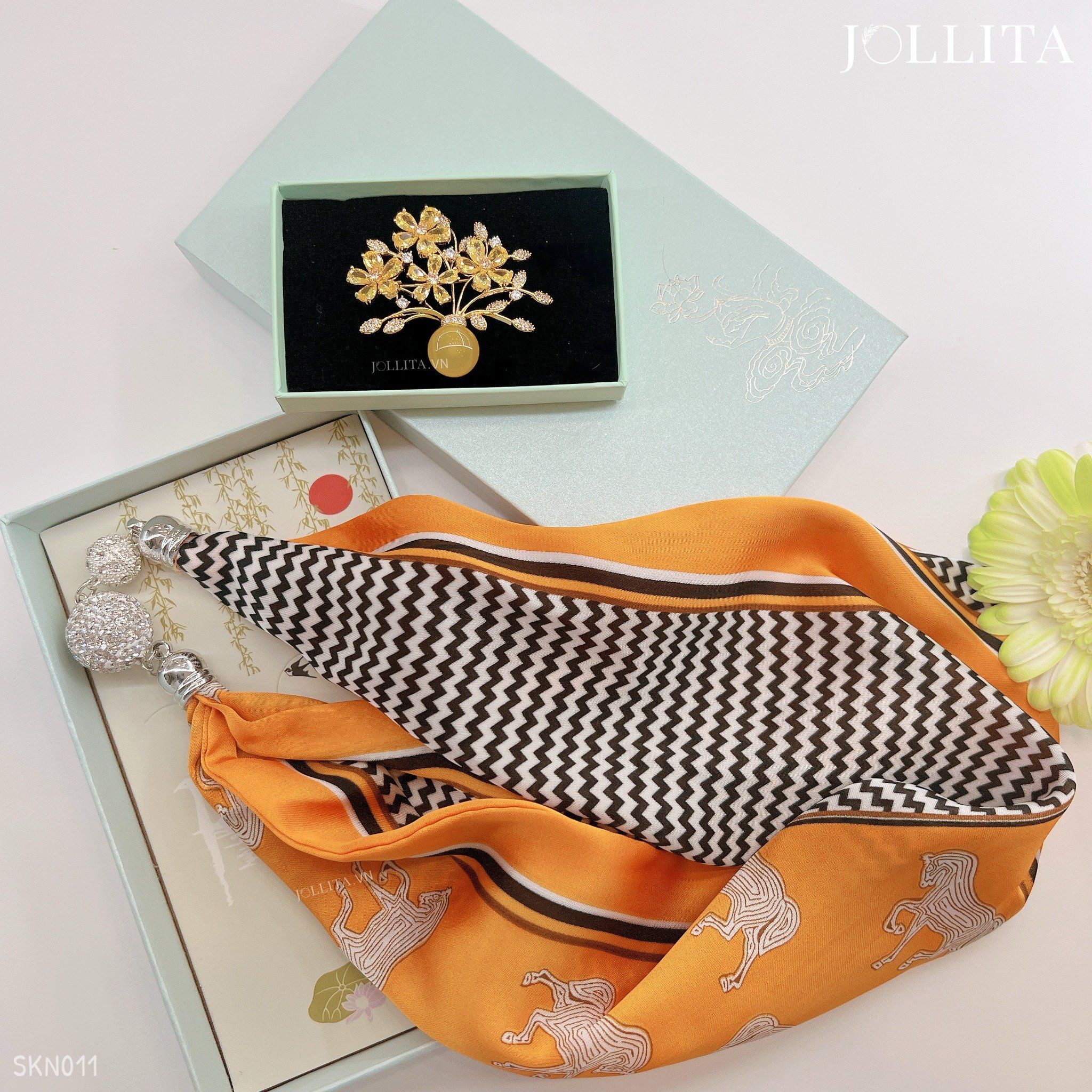  Set quà tặng 20/10 trâm cài áo khăn choàng cao cấp sang trọng SKN011 