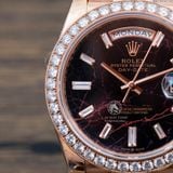 Đồng Hồ Rolex Day-Date 40mm 228345RBR-0016 Rep 1:1 Cao Cấp Vỏ Vàng Hồng Mặt Thạch Anh Eisenkiesel