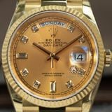 Đồng Hồ Rolex Day-Date 36mm 128238-0008 Rep 1:1 Cao Cấp Vỏ Vàng Kim Mặt Vàng Cọc Số Đá Dây Kim Loại