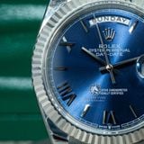 Đồng Hồ Rolex Day-Date 40mm 228239-0007 Rep 1:1 Cao Cấp Vỏ Bạc Mặt Xanh Cọc Số La Mã Dây Kim Loại
