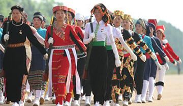 Quyền xác định dân tộc