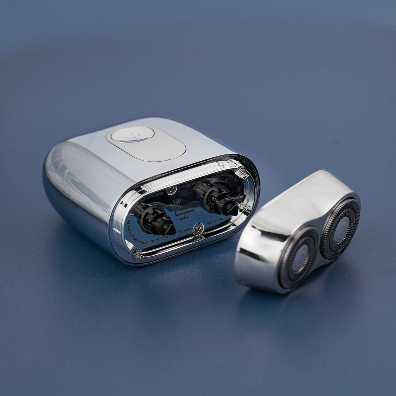  Máy cạo râu điện miLife S60P toàn thân inox, nắp hút có gương, pin 60 ngày, hiển thị phần trăm pin 