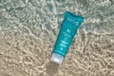  Gel tẩy tế bào chết cơ thể giúp da mềm mại với hương thơm tươi mát từ biển Revitalizing Marine Scrub 