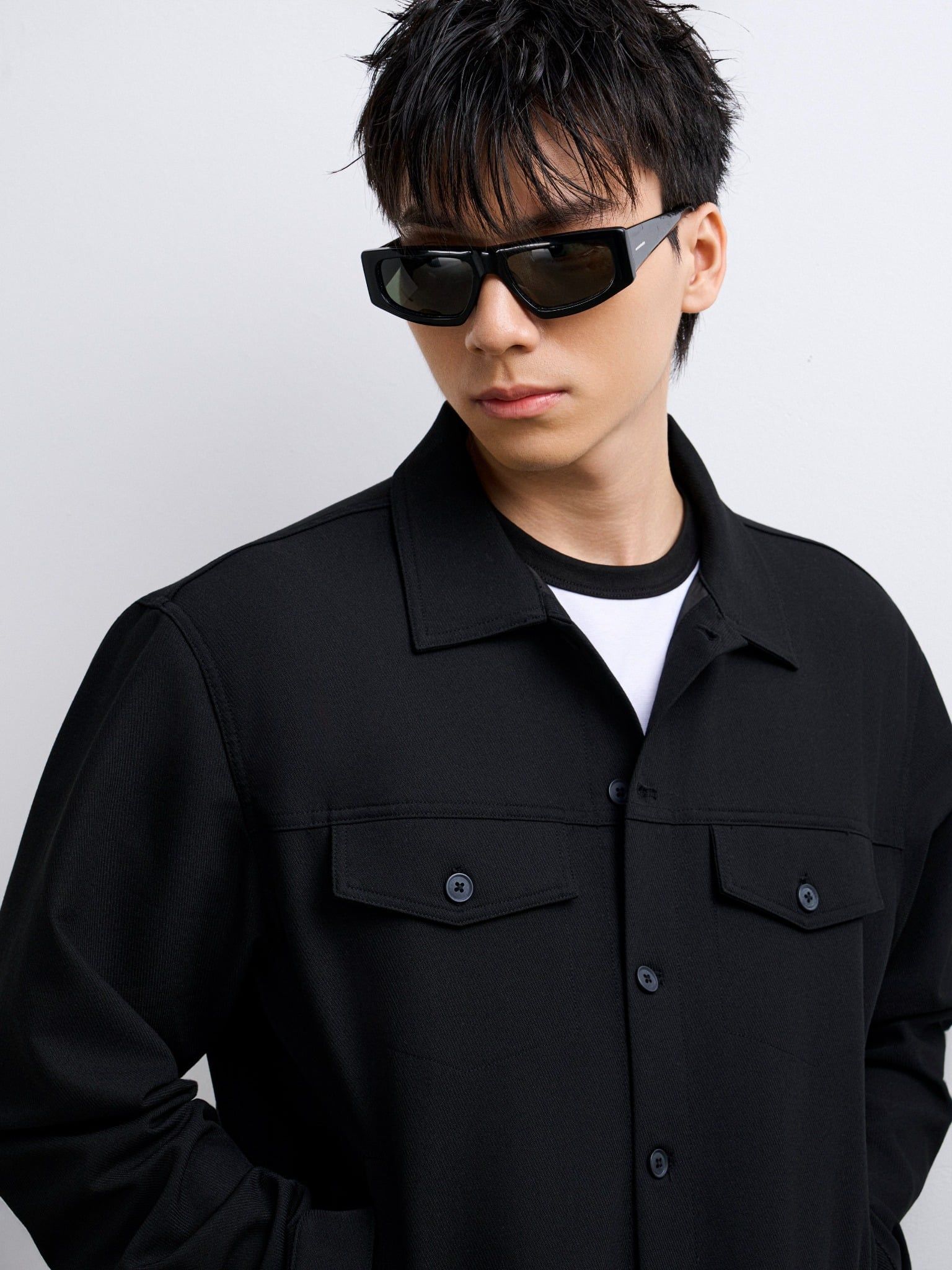  KHOÁC NAM KAKI TT11-REGULAR FIT ĐEN 