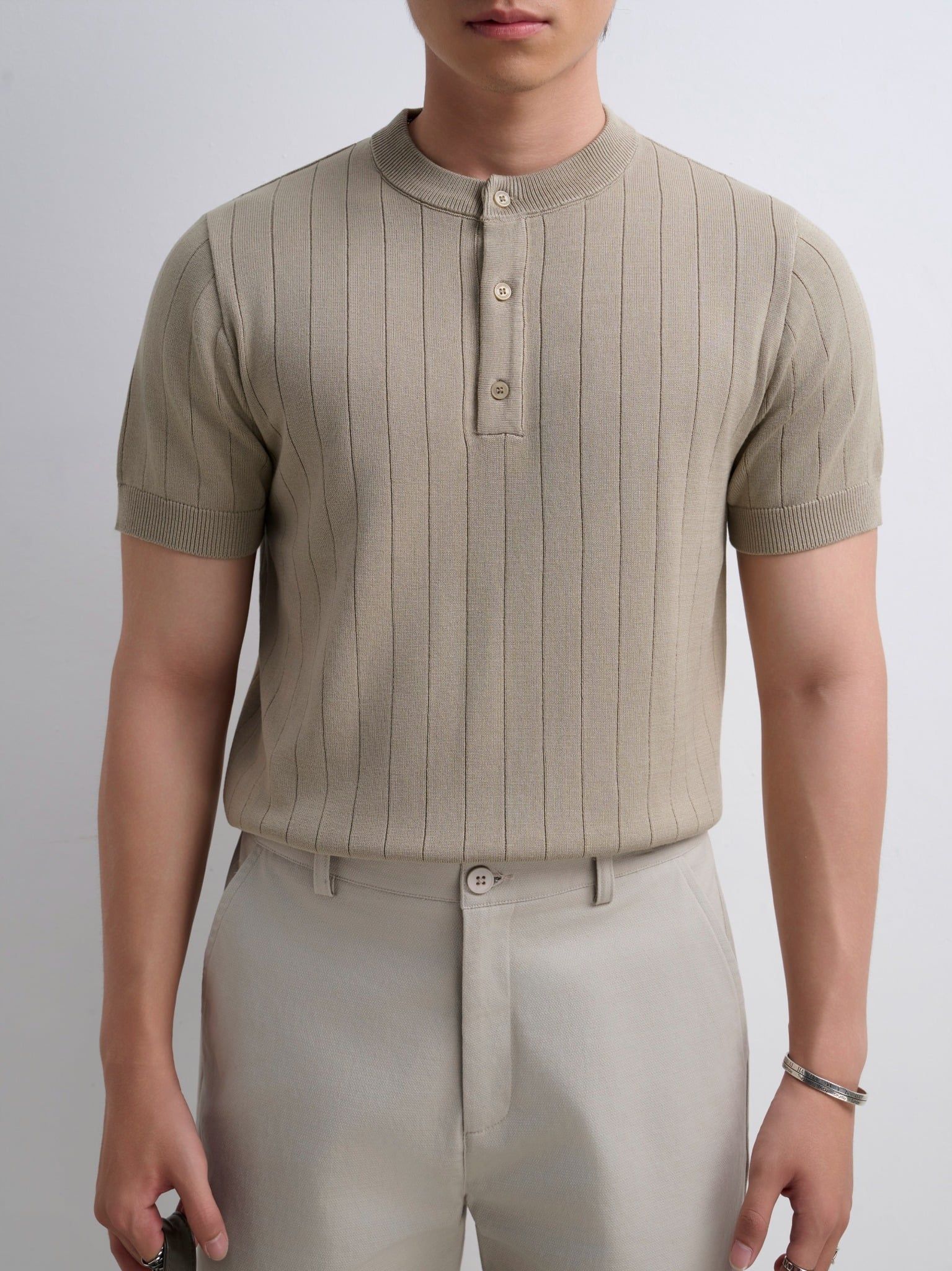  ÁO THUN NAM DỆT KIM N743-REGULAR FIT OLIVE 