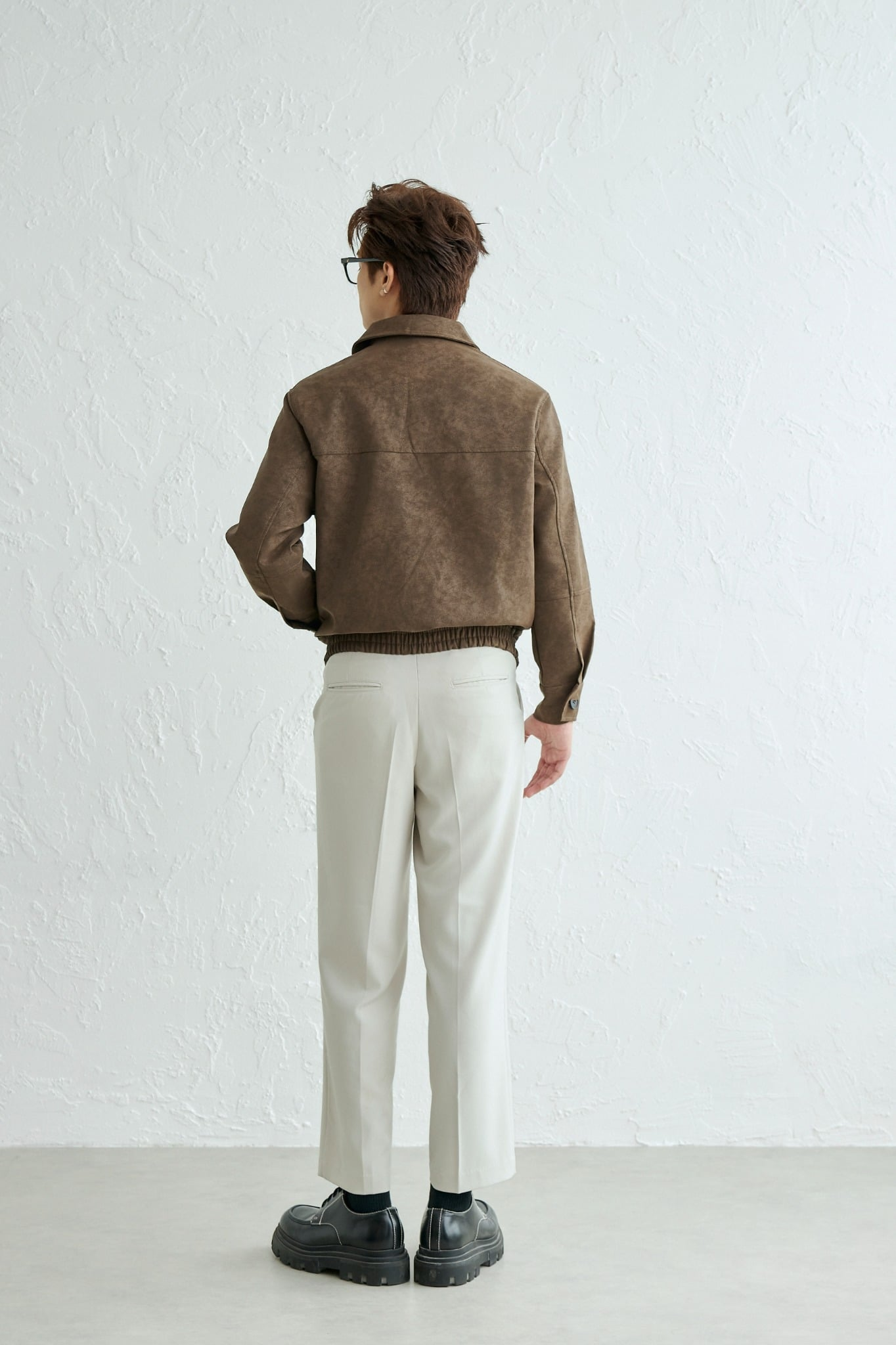  KHOÁC NAM DA NỈ N261-LOOSE FIT NÂU 