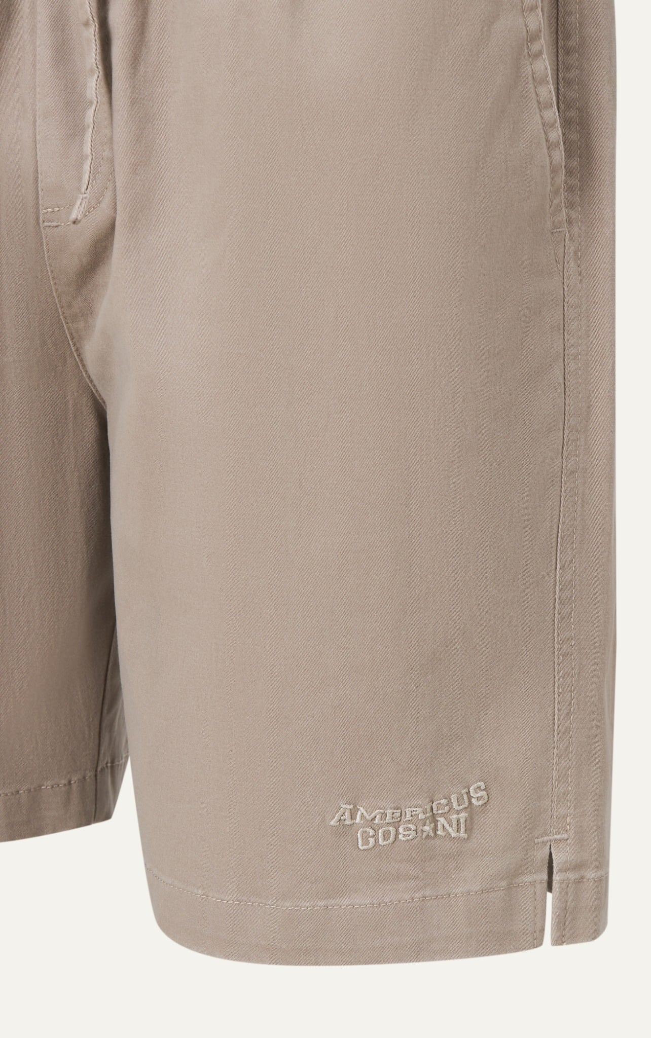  SHORT NAM TH04-REGULAR FIT KEM BE 