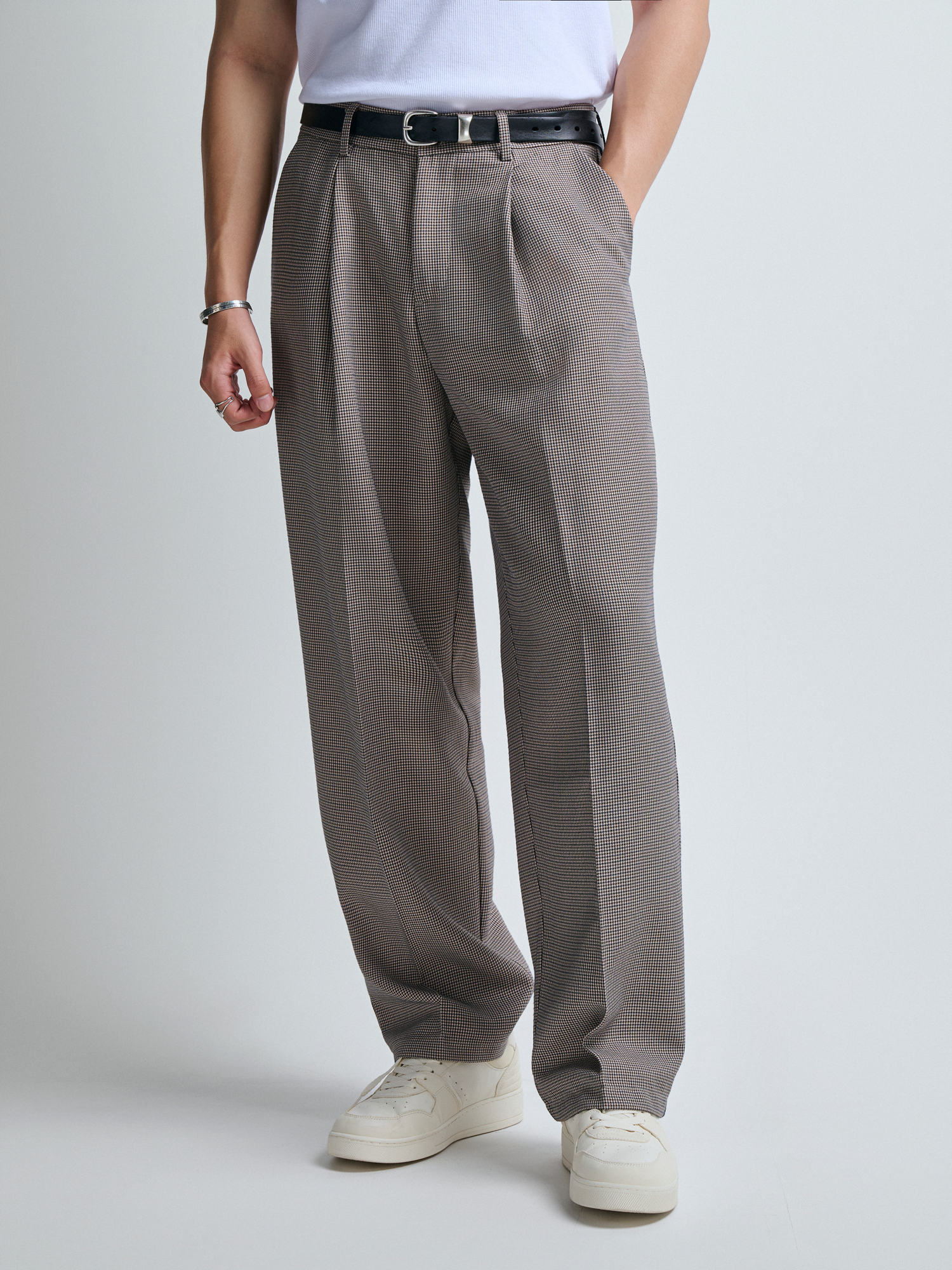  QUẦN TÂY NAM Z01-LOOSE FIT Ô NHUYỄN NÂU 