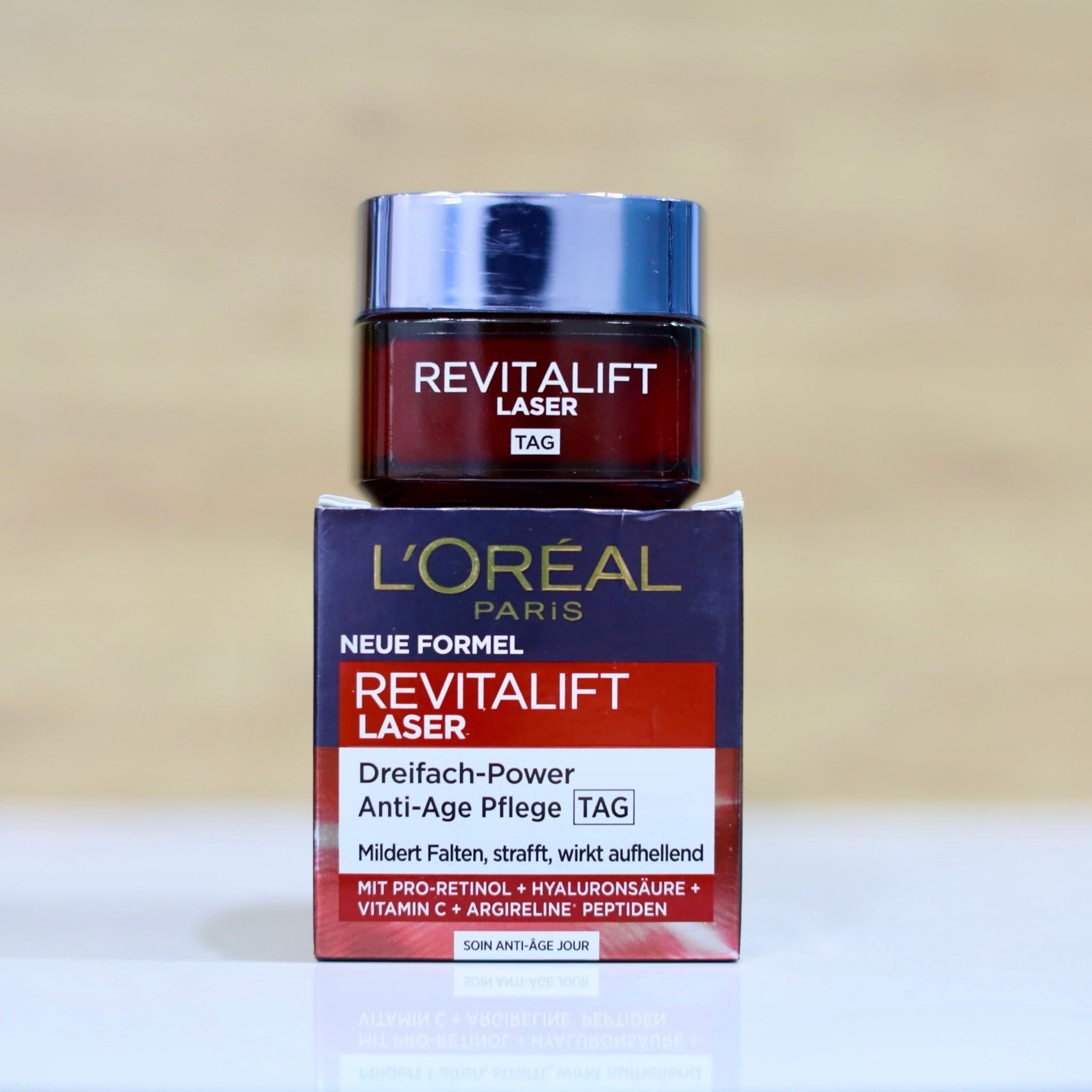  Kem dưỡng da Loreal X3 đỏ ngày, hộp 50ml 