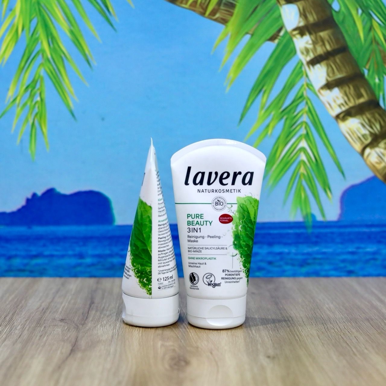  Sữa rửa mặt tẩy tế bào chết & mặt nạ Lavera Naturkosmetik Pure Beauty 3in1 – 125ml 