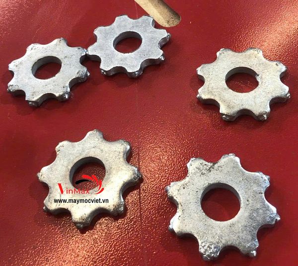 Máy băm nền hạ cốt tẩy sơn bê tông nhựa Turbo 7HP