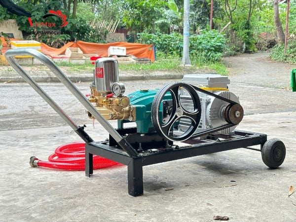 Bộ xịt rửa ty sứ 2hp Hankook kèm motor Toàn Phát 2.2kw