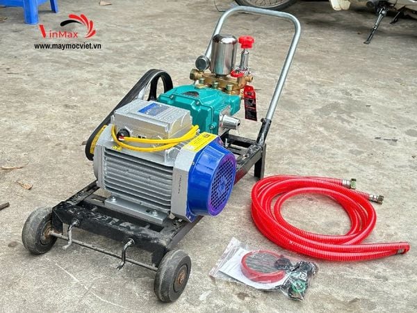 Bộ xịt rửa ty sứ 2hp Hankook kèm motor Toàn Phát 2.2kw