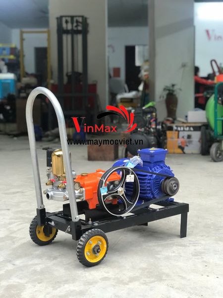Bộ Xịt Rửa 3 Pha Ty Sứ Motor 2.2kW – Đầu Xịt CS49CP