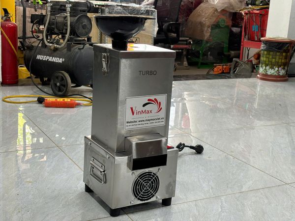 Máy bóc vỏ lụa hạt lạc mini gia đình dùng điện 220V Turbo TBL30
