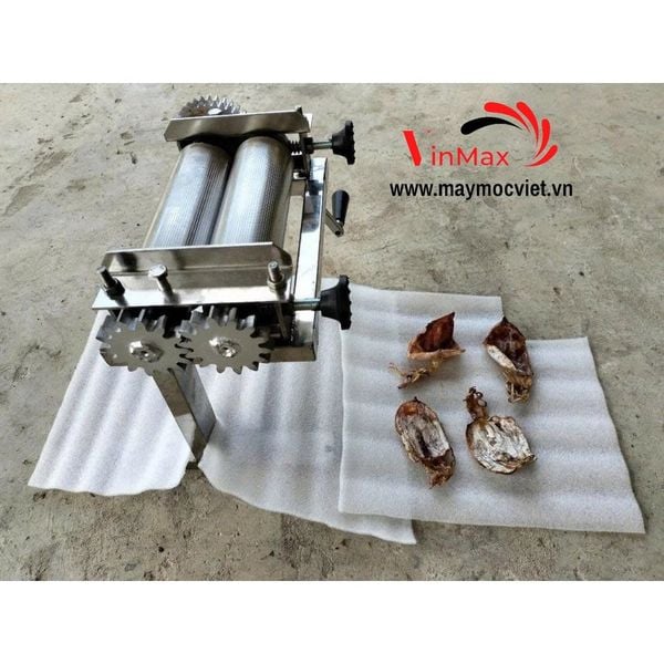Máy Cán Mực, Cá Khô Quay Tay Inox Hàng Việt Nam CM176