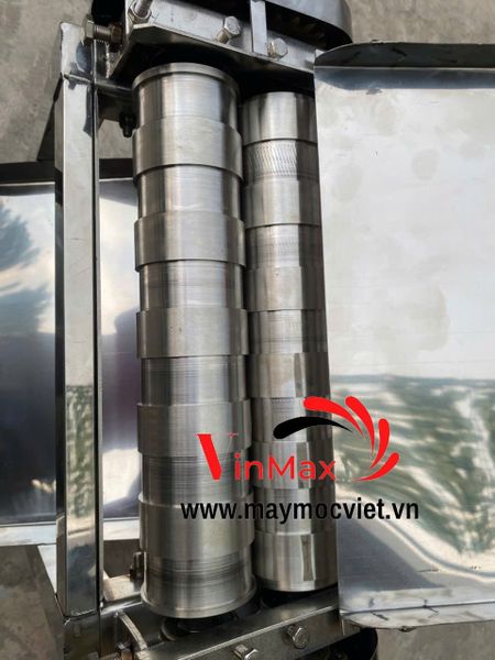 Máy Cắt Bánh Tráng Chạy Điện Turbo BTB33