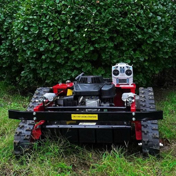 Máy cắt cỏ bánh xích điều khiển từ xa chạy xăng Turbo TBX550