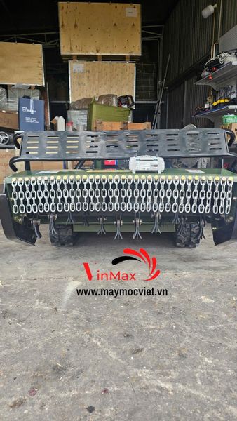 Máy cắt cỏ điều khiển từ xa động cơ 20HP hàm cắt 100cm Turbo TBX1102