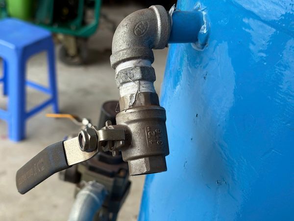 Cối Phun Cát 100L Tẩy Sơn Gỉ Turbo TBC100