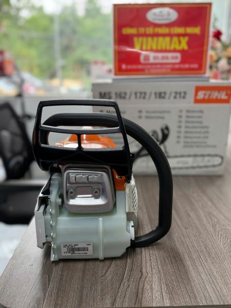 Máy cưa xích STIHL MS 182