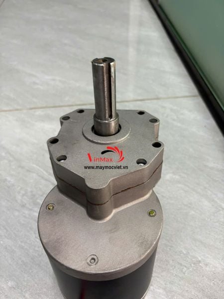 Cục Nguồn Máy Tước Và Cắt Khúc Mía