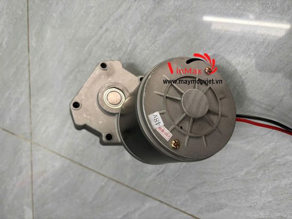 Cục Nguồn Máy Tước Và Cắt Khúc Mía
