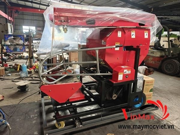 Máy cuốn cỏ ủ chua cho gia súc điện 1 pha Turbo TBC220