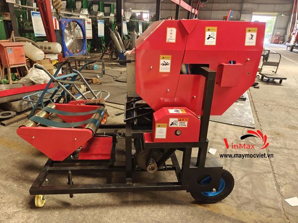 Máy cuốn cỏ ủ chua cho gia súc điện 1 pha Turbo TBC220