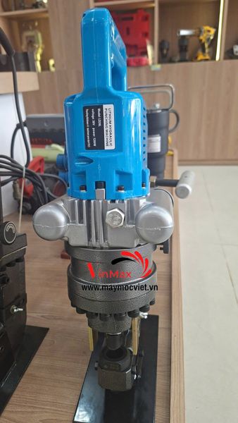 Máy Đột Lỗ Thủy Lực Dùng Pin Turbo LD-20L
