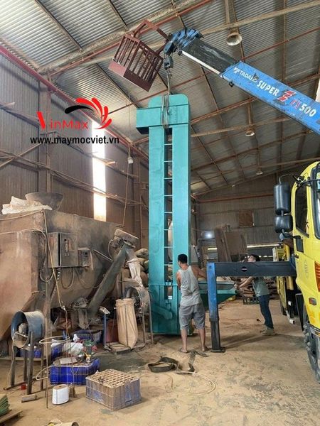 Gầu Tải Thóc Công Nghiệp 3 Pha Turbo GT70