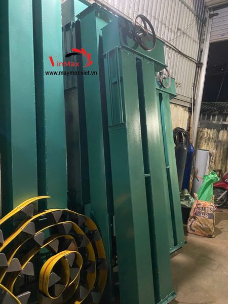 Gầu Tải Thóc Công Nghiệp 3 Pha Turbo GT70