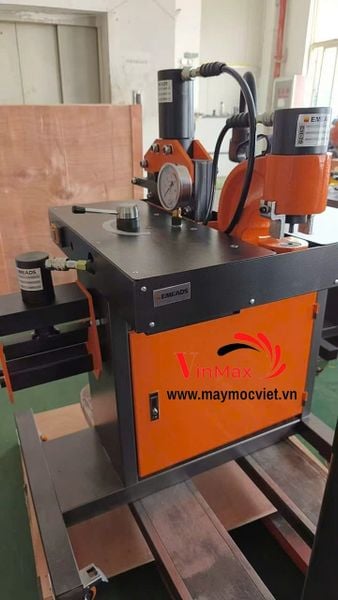 Máy Gia Công Thanh Cái Emeads VHB-200