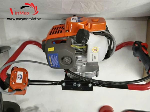 Máy khoan đất cầm tay đề nổ Turbo KTB520