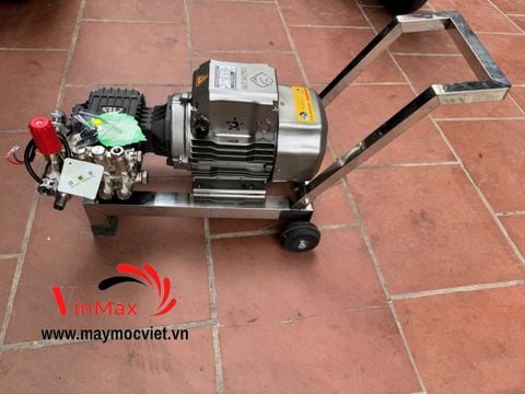 Khung ráp bộ xịt rửa liền trục inox hai bánh