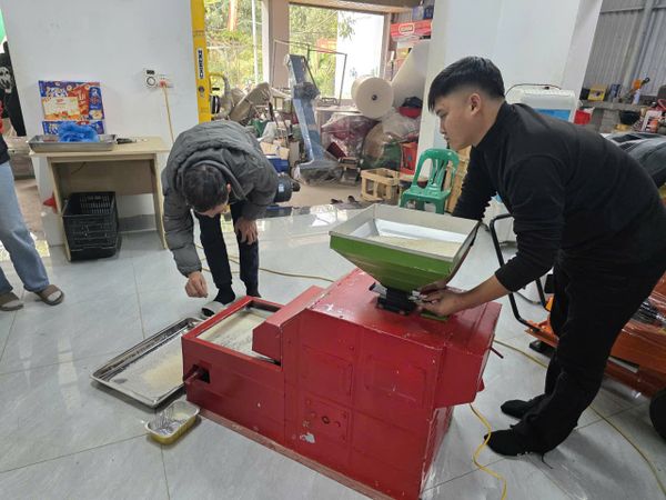 MÁY LỌC SẠN GẠO SÀNG RUNG MINI TAKYO TK400S