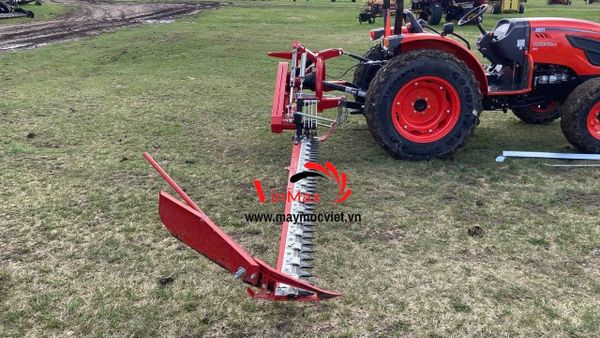 Lưỡi Liềm Cắt Cỏ Gắn Máy Kéo Turbo TBC200