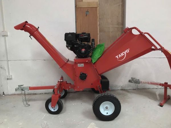 Máy Băm Gỗ Chạy Xăng Takyo TK 150 18HP – Băm Cành 150mm