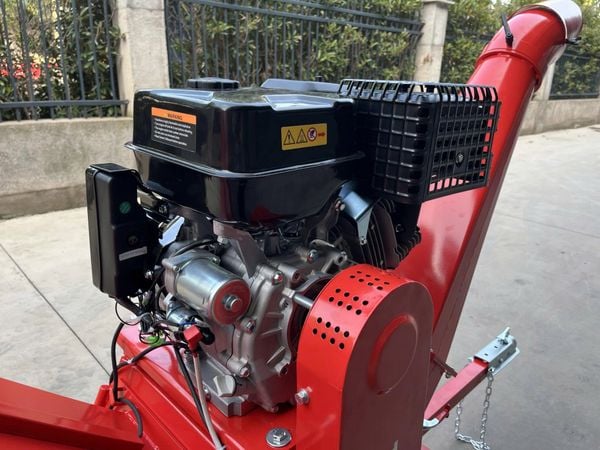 Máy Băm Gỗ Chạy Xăng Takyo TK 150 18HP – Băm Cành 150mm