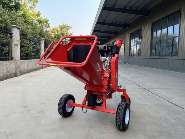 Máy Băm Gỗ Chạy Xăng Takyo TK 150 18HP – Băm Cành 150mm