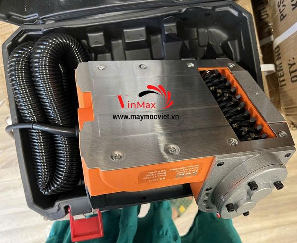 Máy bào tường cầm tay Rubi 1600W