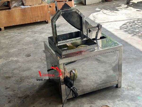 Máy Bổ Đôi Dừa Tươi Tự Động VMD7580